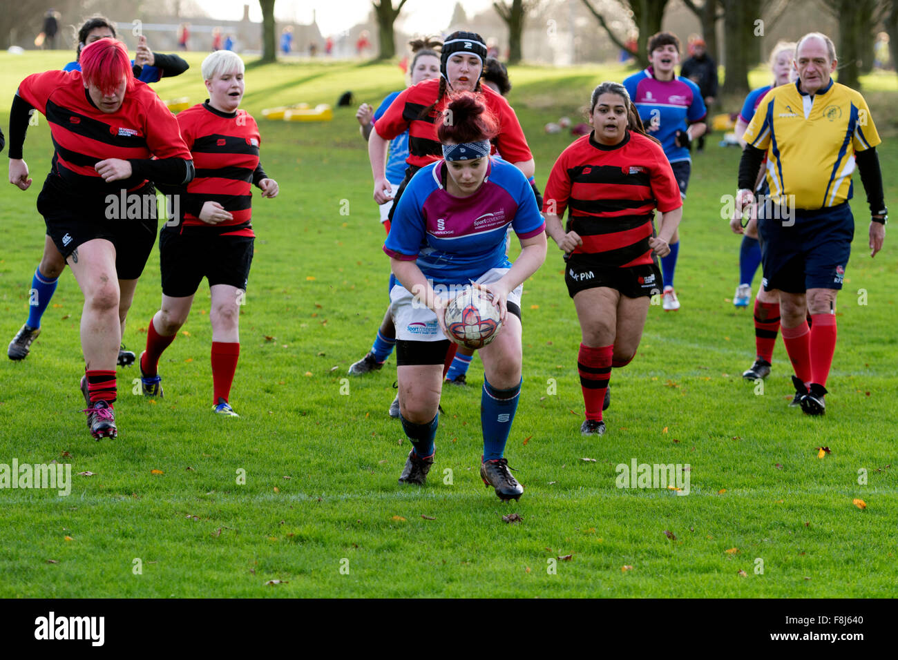 Woman playing rugby hires stock photography and images Alamy